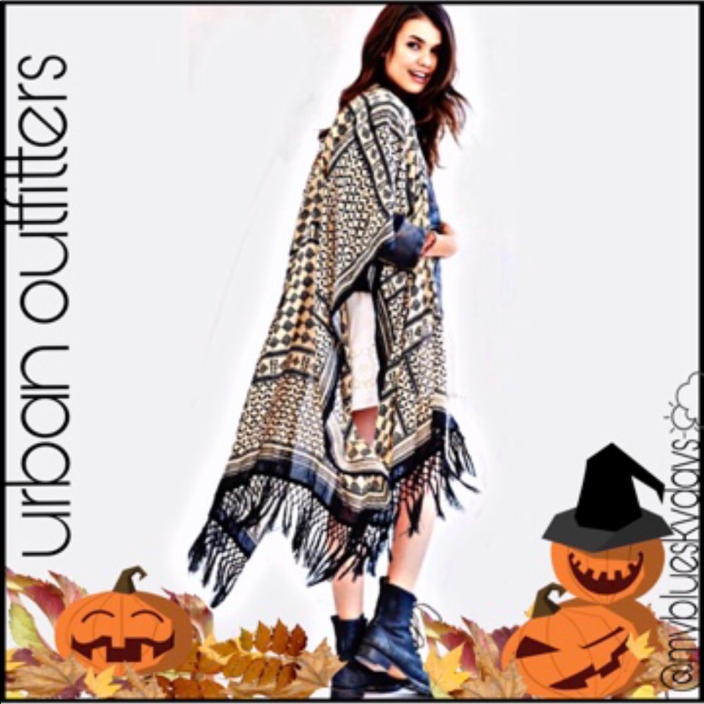 Excote Patchwork Open Front Poncho - Picture 3 of 5